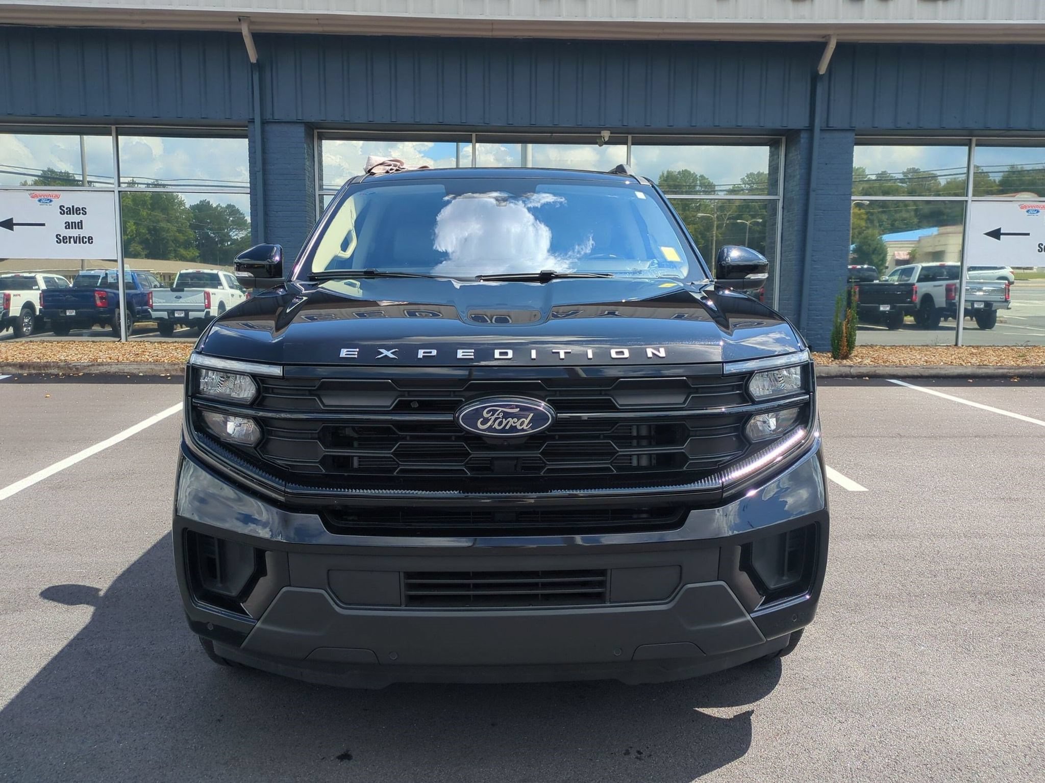 Certified 2025 Ford Expedition Max Active RWD image 2