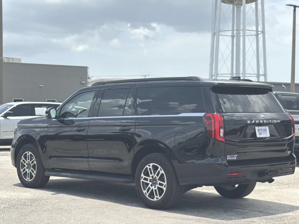 Certified 2025 Ford Expedition Max Active RWD image 6