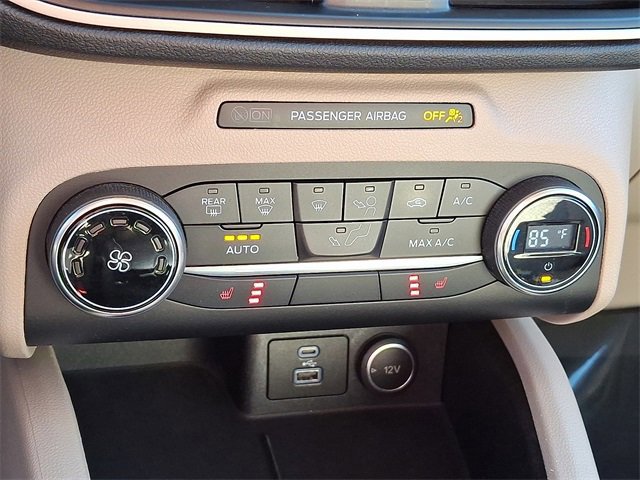 Certified 2020 Ford Escape SE image 15