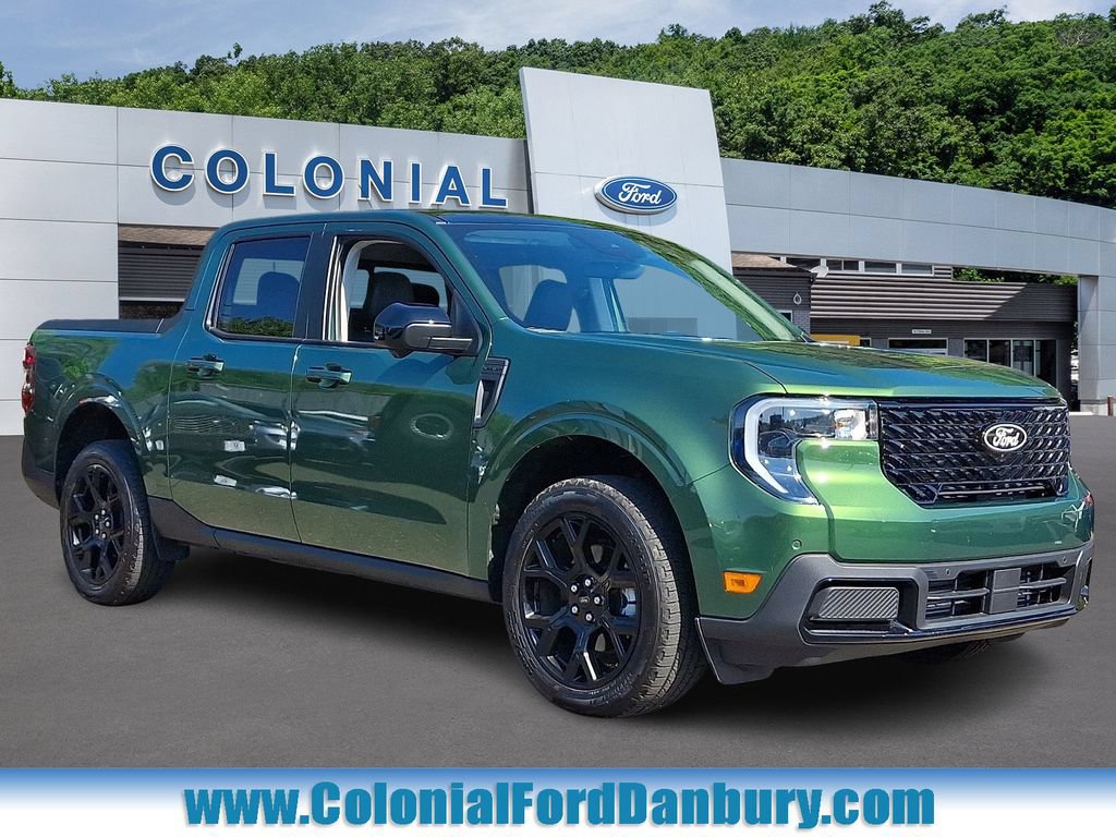 Certified 2025 Ford Maverick Lariat w/ Black Appearance Package AWD/4WD image 1