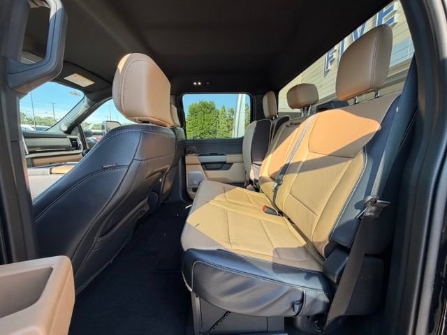Certified 2025 Ford F450 Lariat w/ FX4 Off-Road Package AWD/4WD image 16