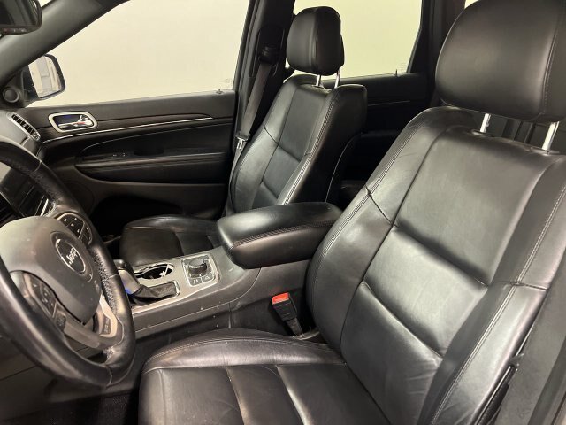 Used 2022 Jeep Grand Cherokee Limited AWD/4WD image 4