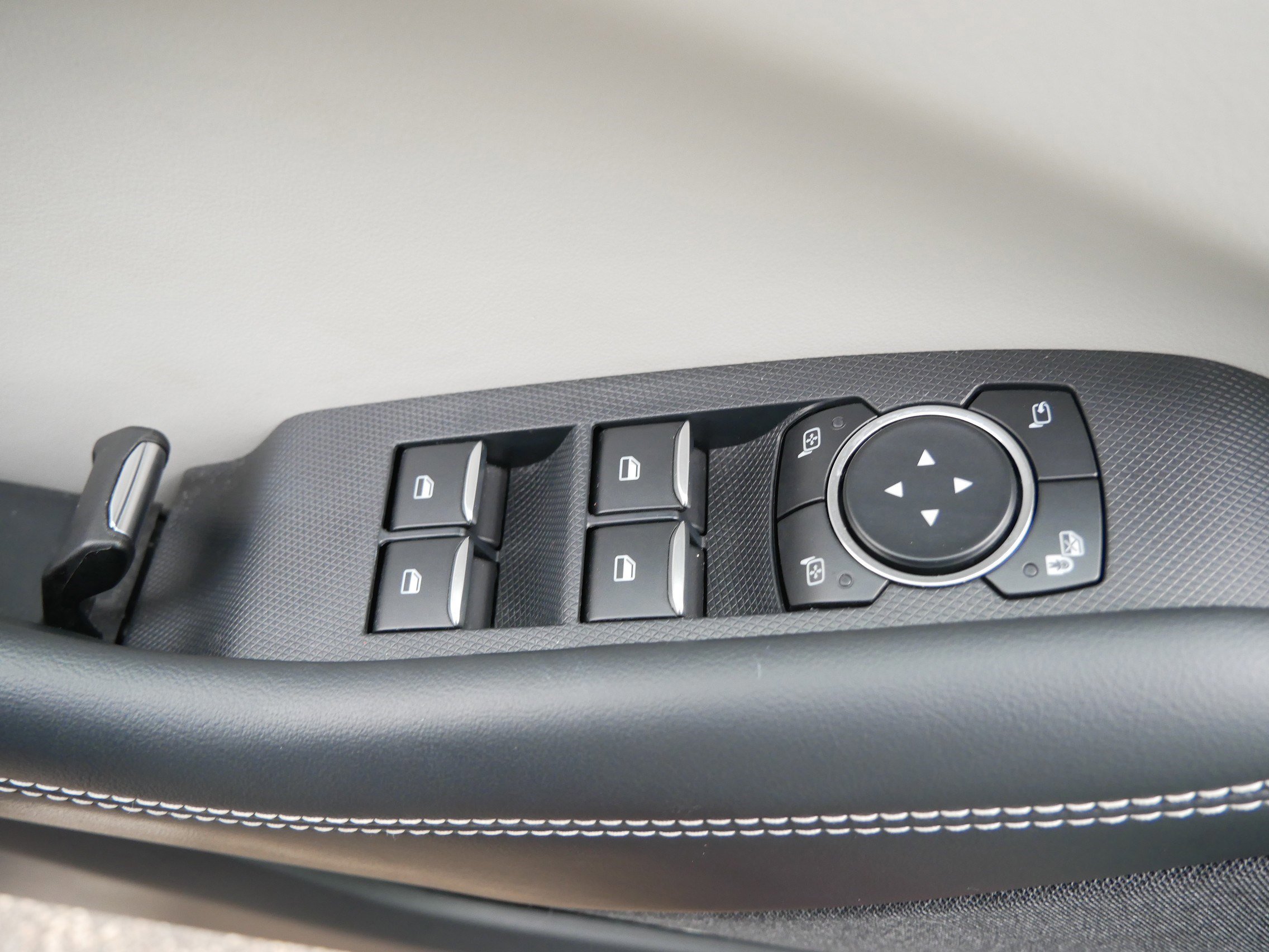 Certified 2022 Ford Mustang Mach-E Premium image 20