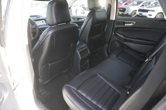 Certified 2020 Ford Edge SEL image 11