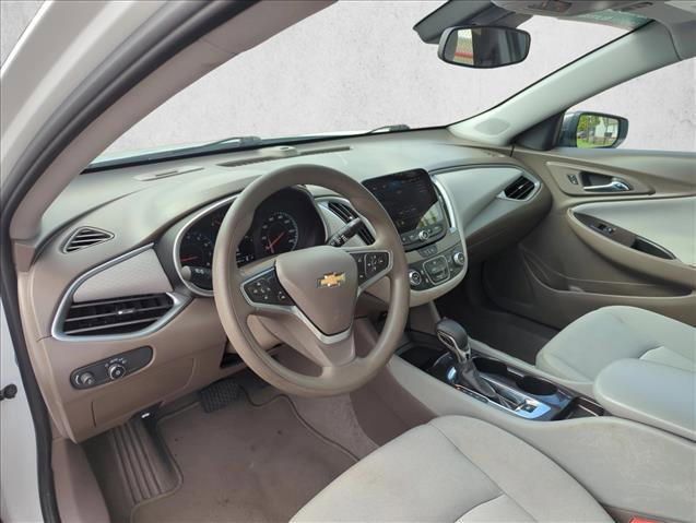 Used 2023 Chevrolet Malibu LS image 11