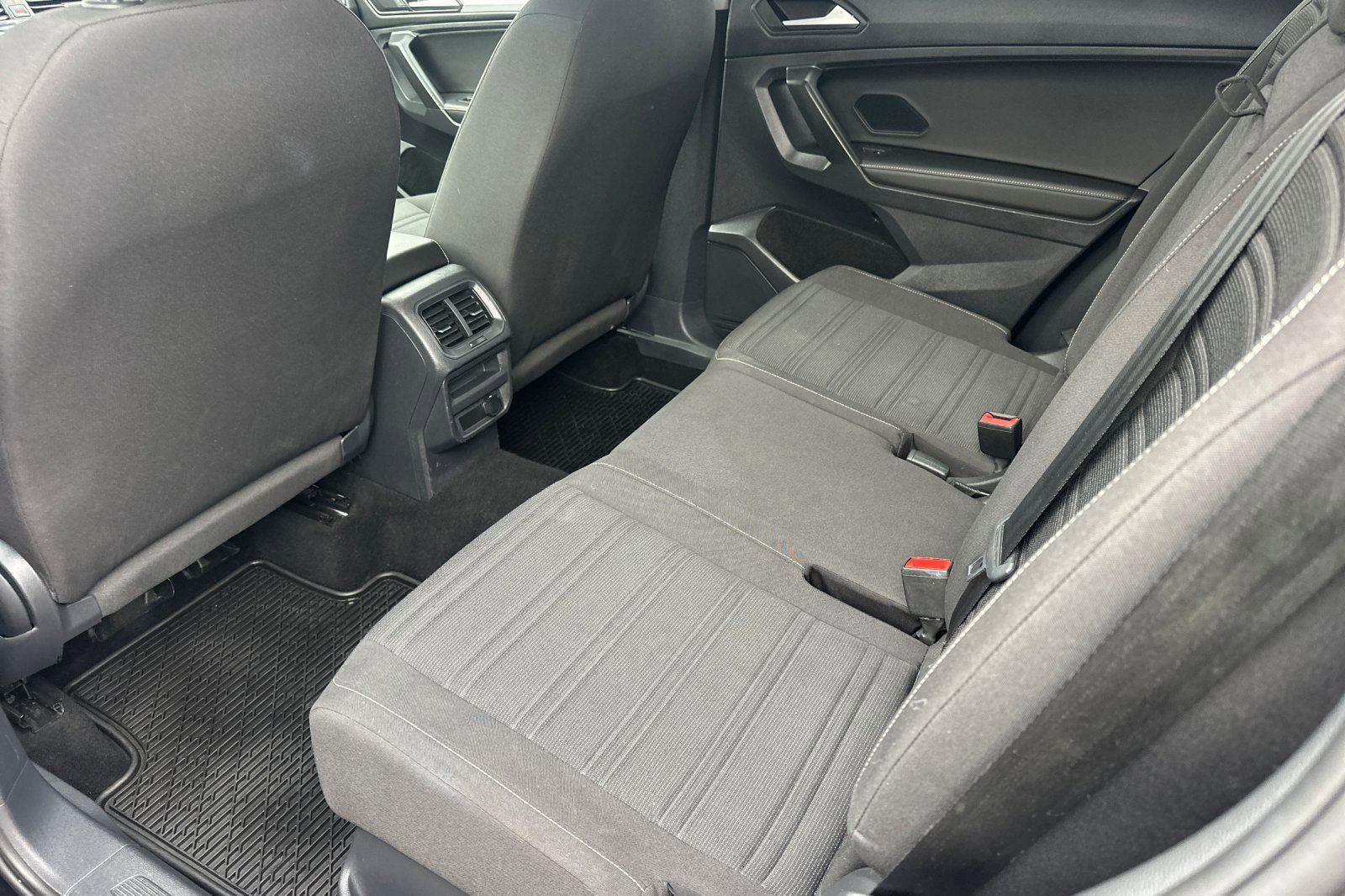 Used 2022 Volkswagen Tiguan S image 12