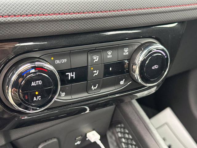 Used 2025 Chevrolet TrailBlazer RS w/ Convenience Package AWD/4WD image 6