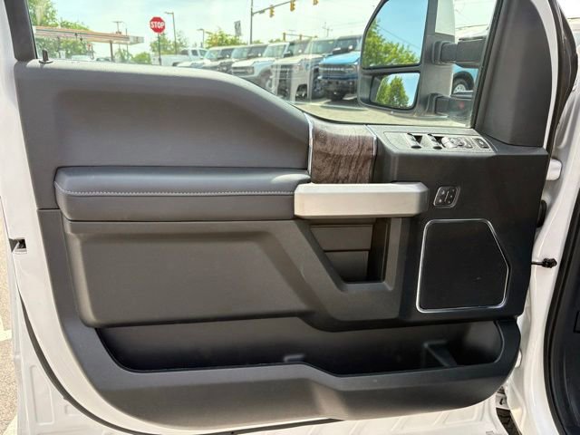 Certified 2019 Ford F250 Lariat w/ Lariat Ultimate Package AWD/4WD image 17