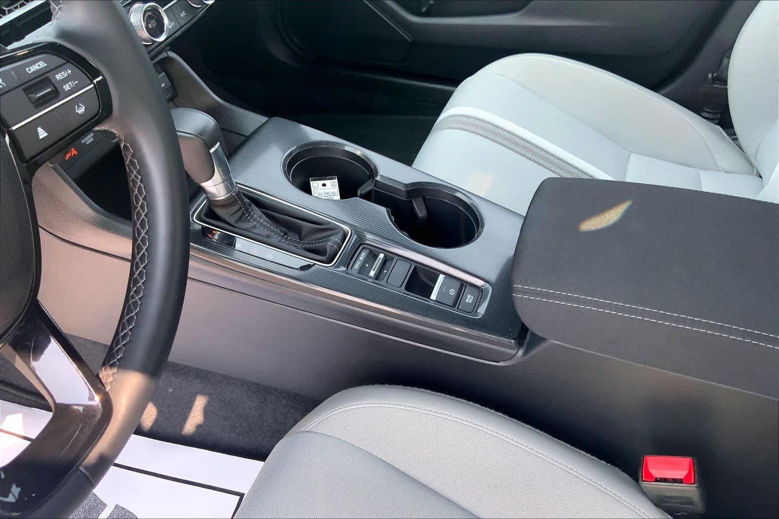 Used 2025 Honda Civic Sport image 17