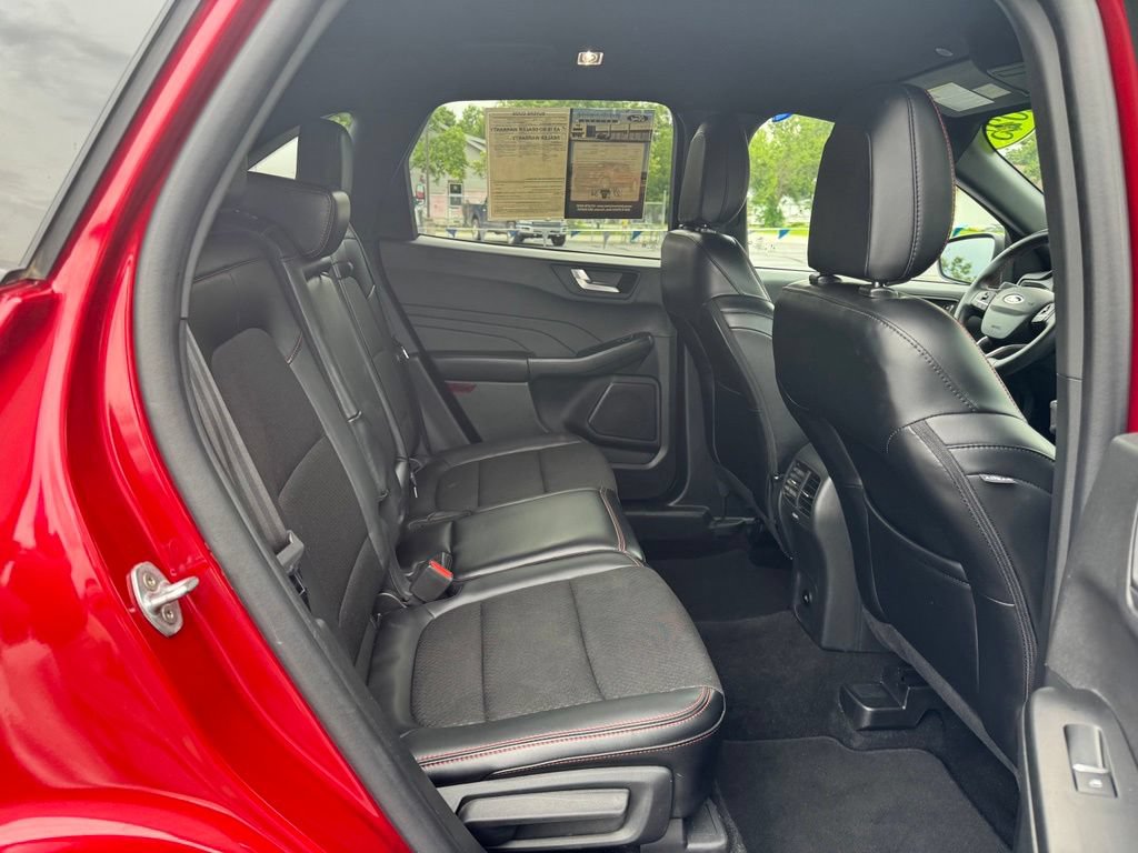 Certified 2025 Ford Escape ST-Line FWD image 19