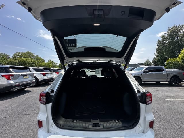 Certified 2023 Ford Escape ST-Line w/ Tech Pack #1 AWD/4WD image 41