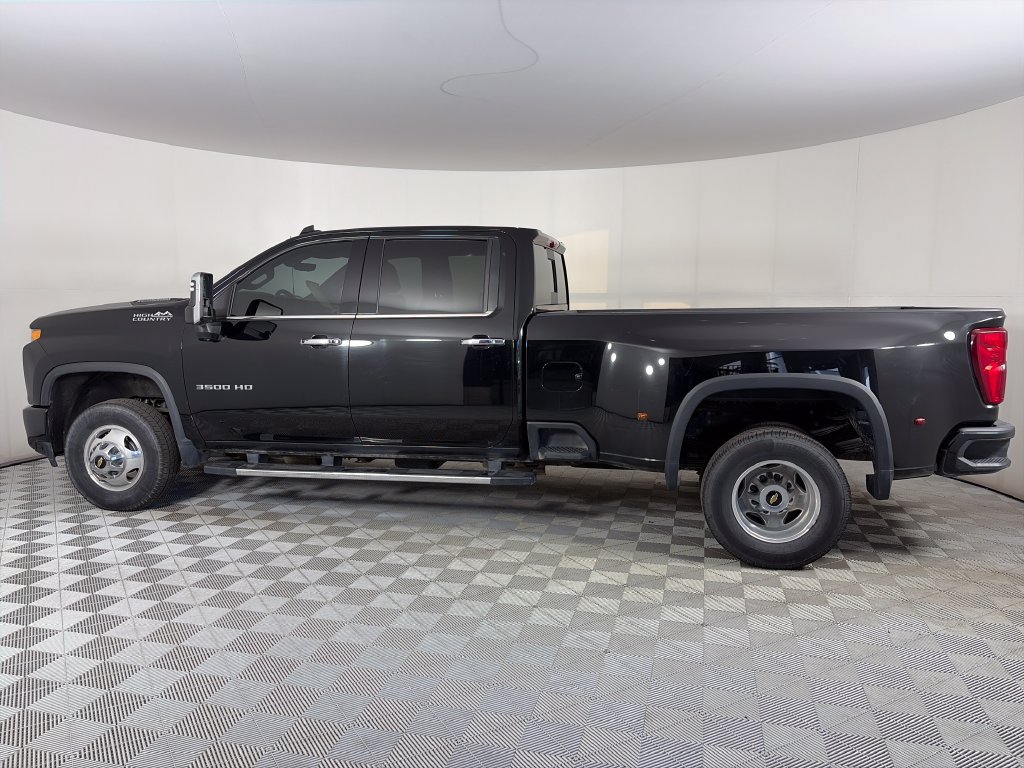 Used 2022 Chevrolet Silverado 3500 High Country AWD/4WD image 4