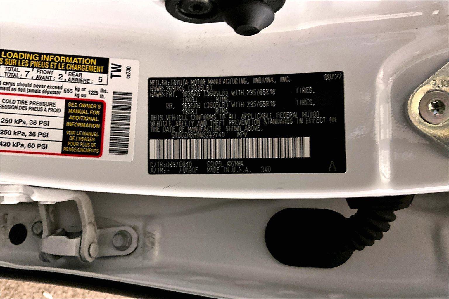 Used 2022 Toyota Highlander XLE image 32