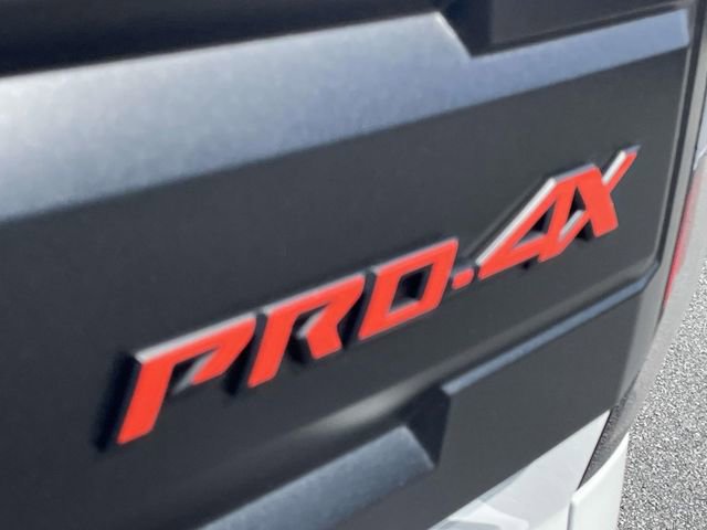 Used 2025 Nissan Frontier PRO-4X w/ Black Accent Package image 8