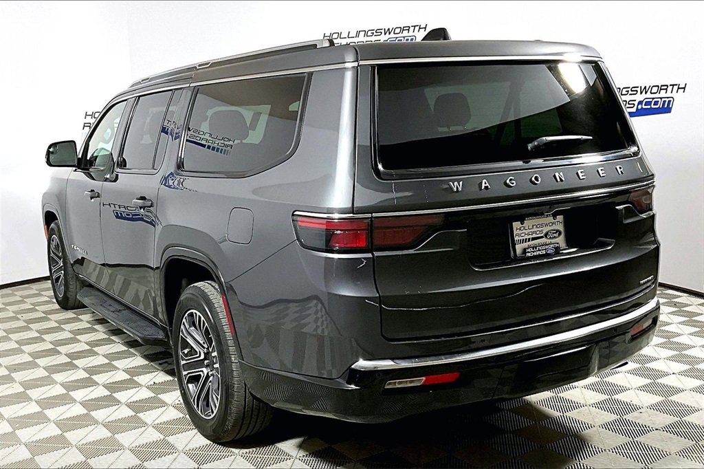 Used 2024 Jeep Wagoneer L Series II image 8