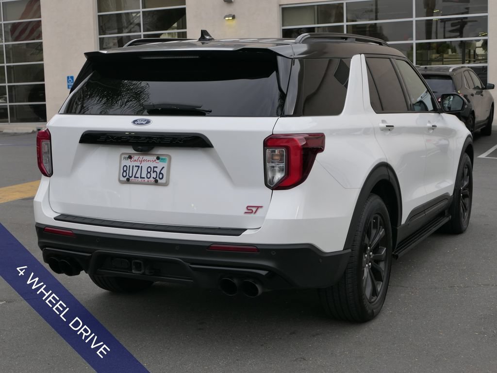 Certified 2020 Ford Explorer ST w/ Premium Technology Package AWD/4WD image 4