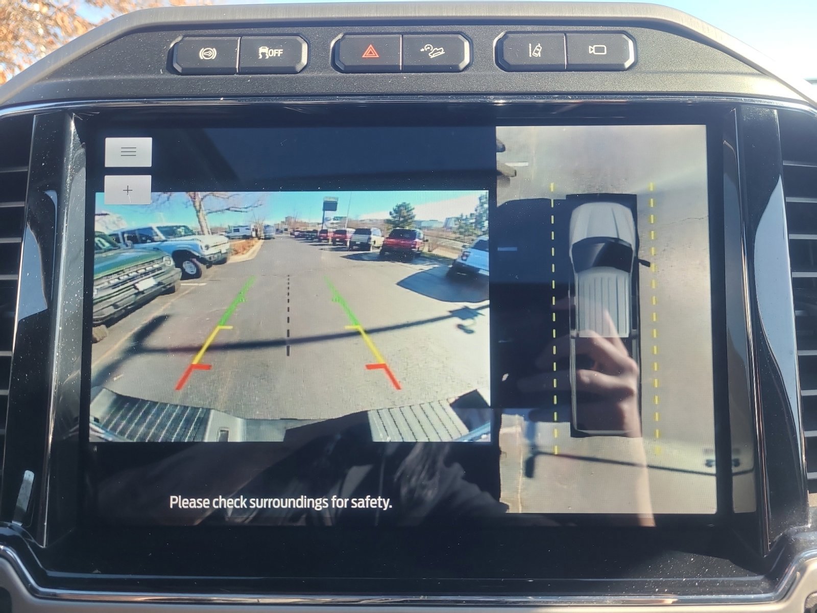 Certified 2022 Ford F350 Platinum image 29