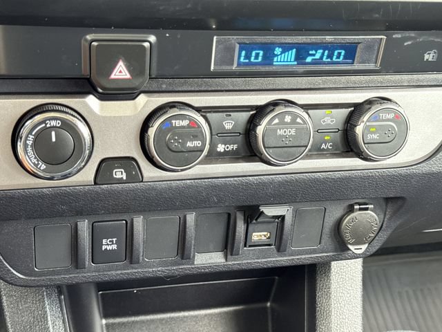 Used 2023 Toyota Tacoma SR AWD/4WD image 18