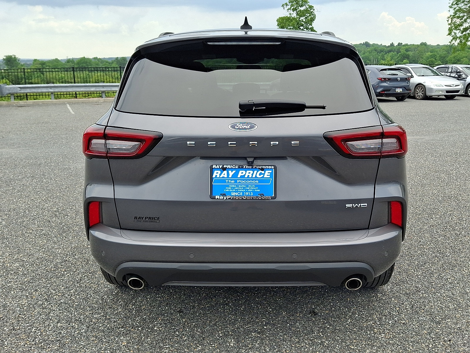 Certified 2023 Ford Escape ST-Line w/ Tech Pack #1 AWD/4WD image 6