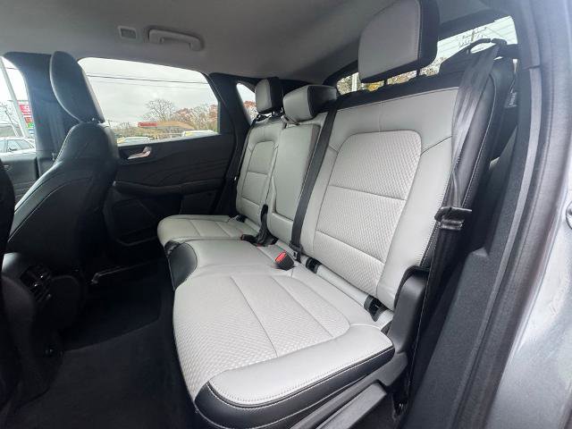 Certified 2023 Ford Escape SE w/ Class II Trailer Tow Package image 13