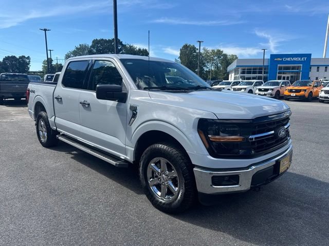 Certified 2025 Ford F150 XLT w/ Equipment Group 301A Standard AWD/4WD image 4