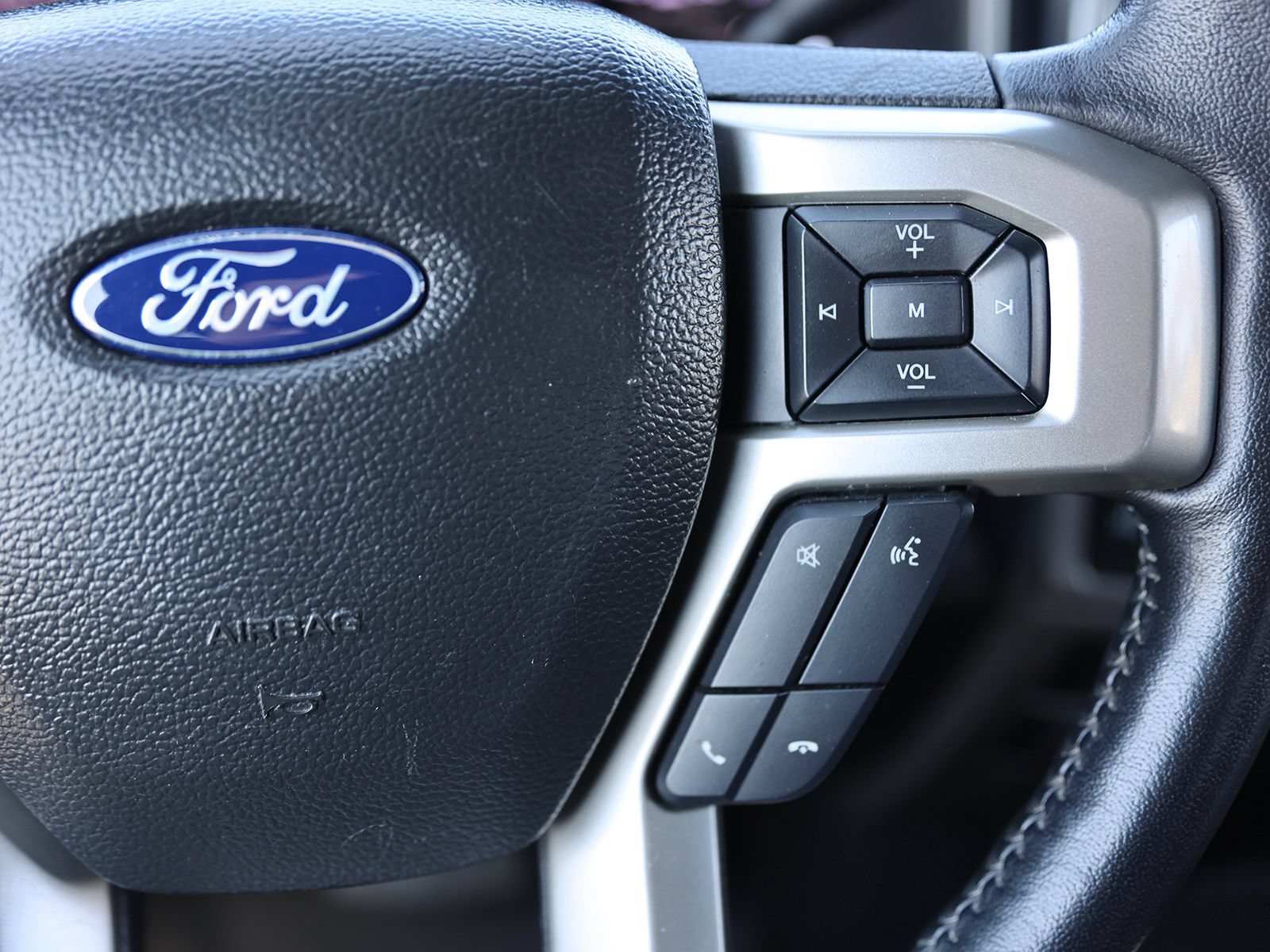 Certified 2022 Ford F350 Lariat w/ Lariat Ultimate Package AWD/4WD image 42