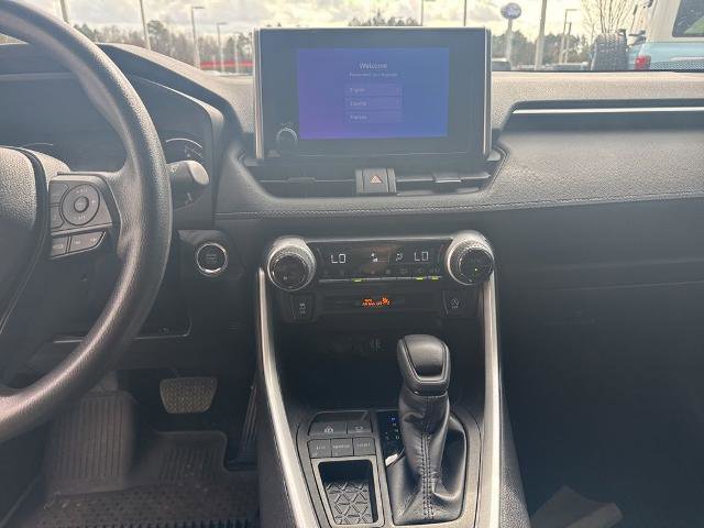 Used 2024 Toyota RAV4 XLE w/ Convenience Package image 18