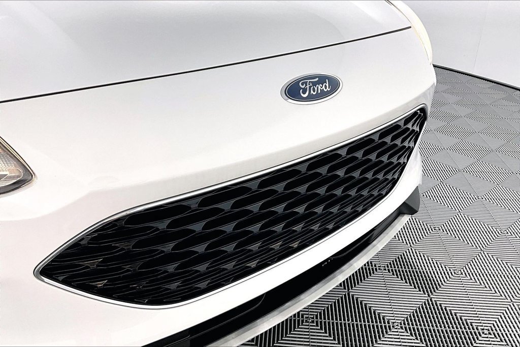 Certified 2020 Ford Escape SEL FWD image 30