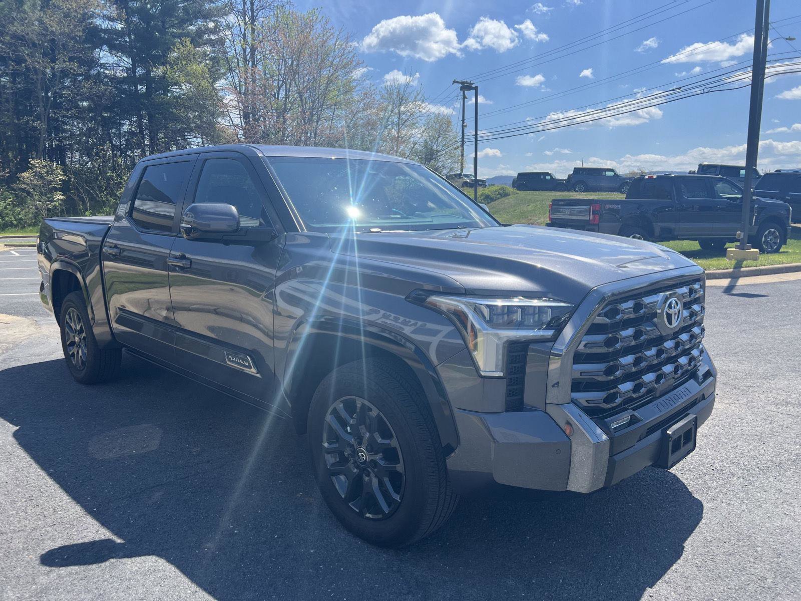 Used 2025 Toyota Tundra Platinum AWD/4WD image 7