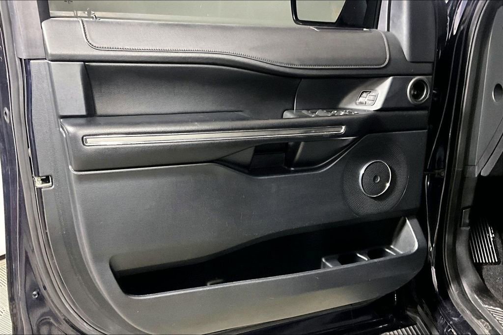 Certified 2021 Ford Expedition XLT RWD image 18