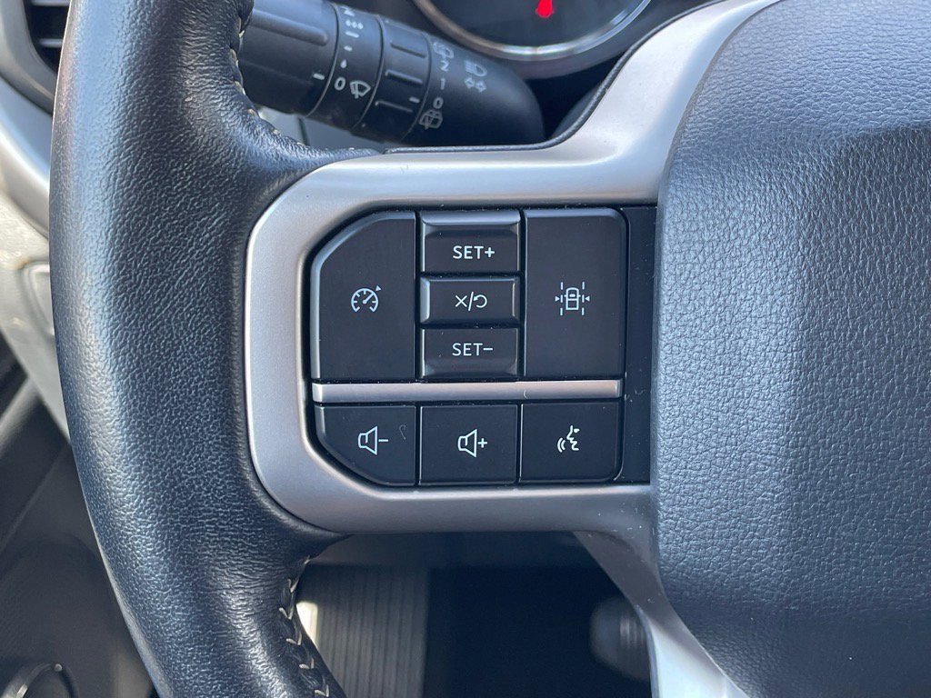 Certified 2024 Ford Expedition XLT image 18