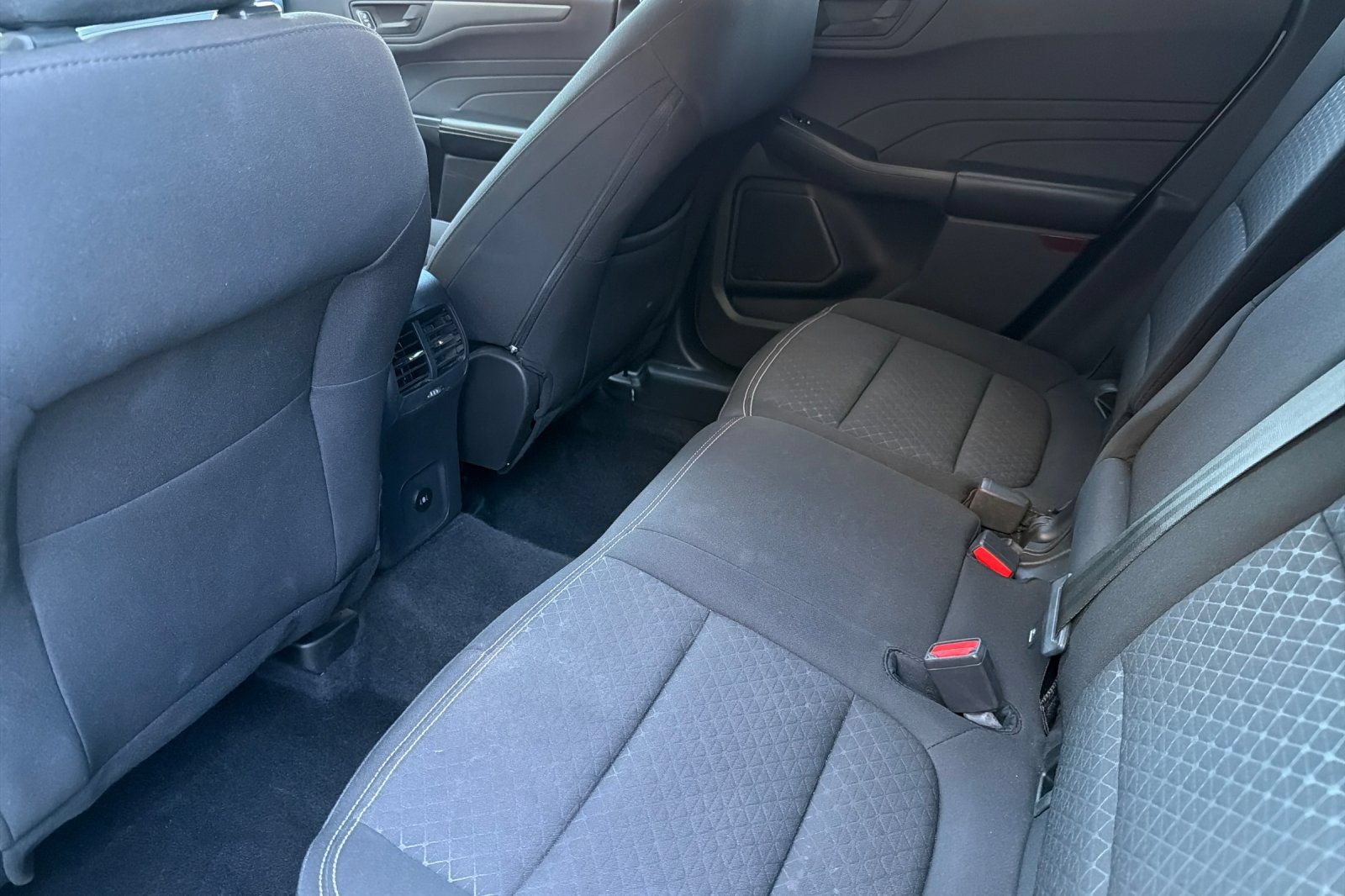 Certified 2024 Ford Escape Active AWD/4WD image 6