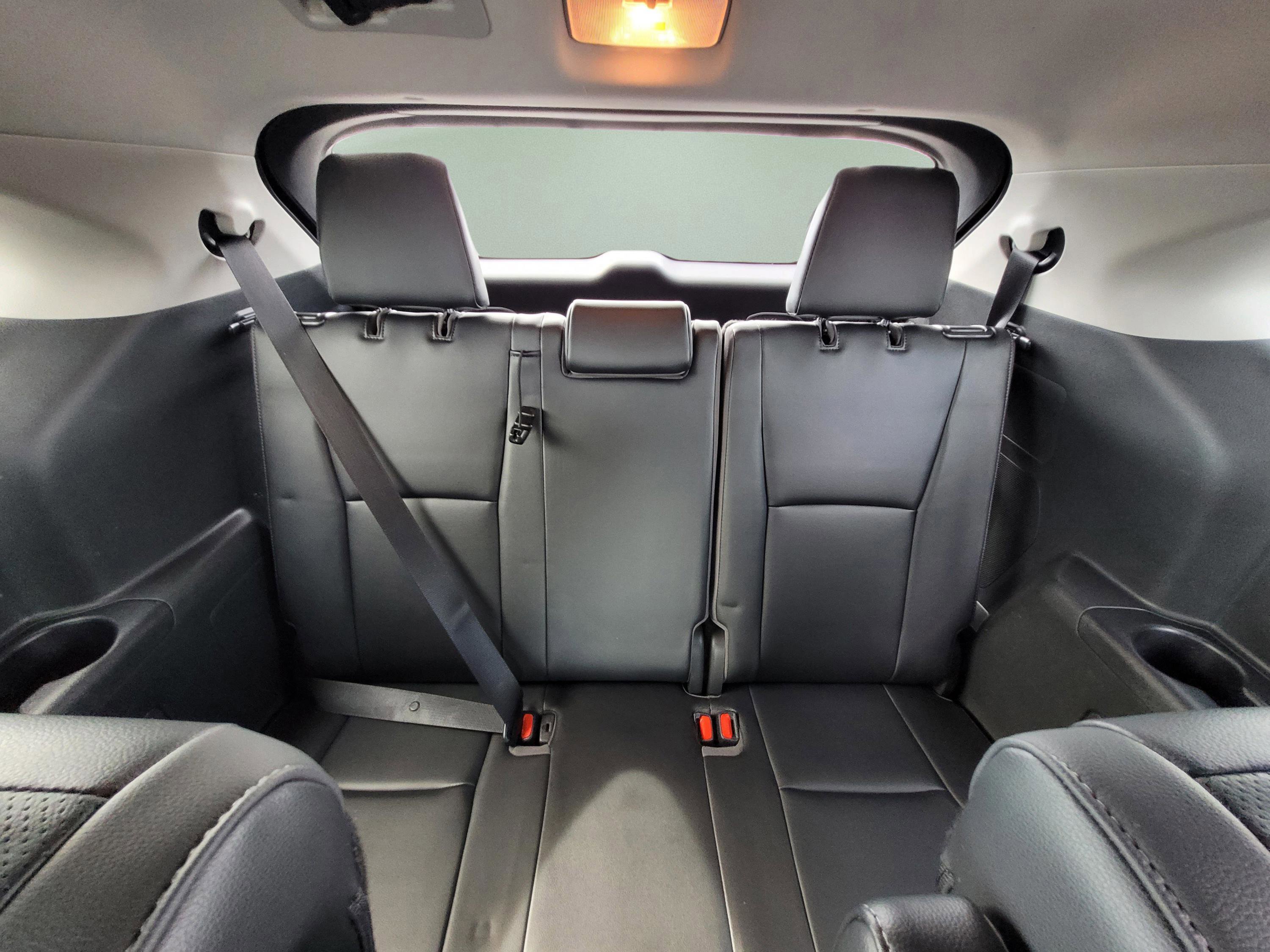 Used 2020 Toyota Highlander Limited image 15