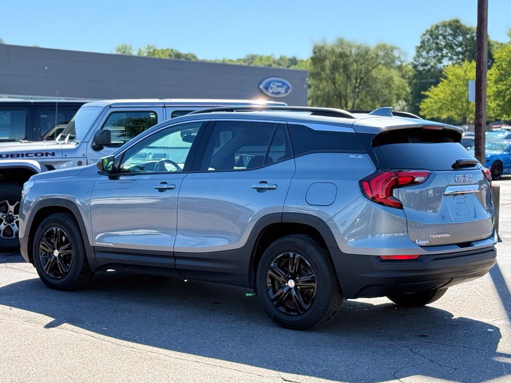 Used 2020 GMC Terrain SLE w/ Driver Convenience Package FWD image 35