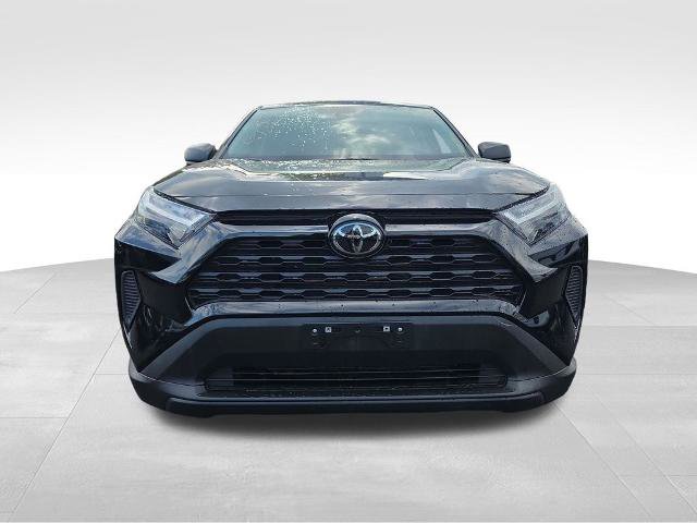 Used 2024 Toyota RAV4 LE AWD/4WD image 3
