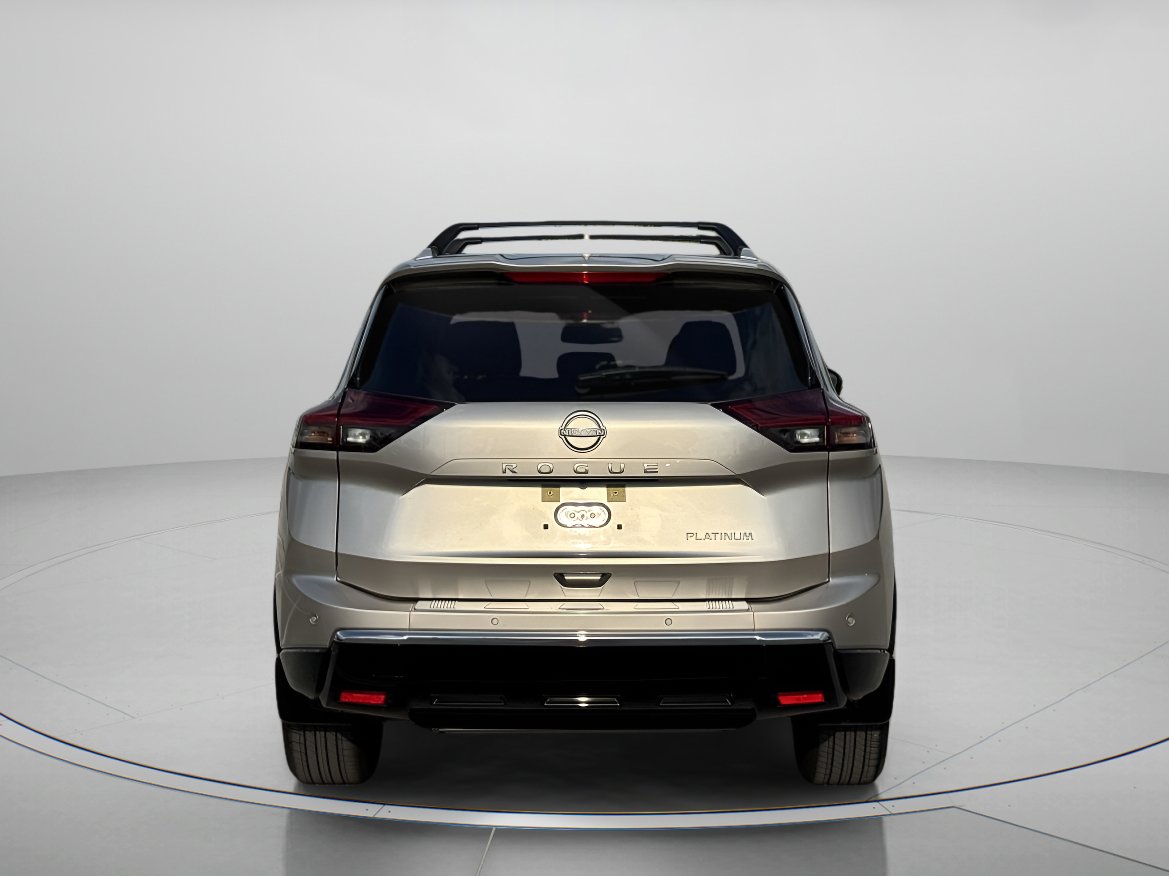 Used 2025 Nissan Rogue Platinum w/ Platinum Premium Package image 4