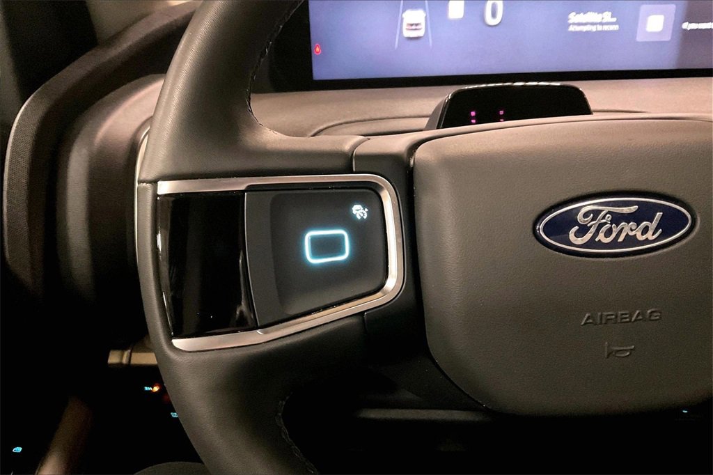 Certified 2025 Ford Expedition Max Active image 17