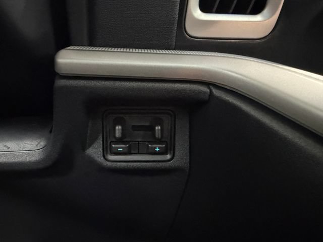 Certified 2025 Ford Expedition Active AWD/4WD image 15