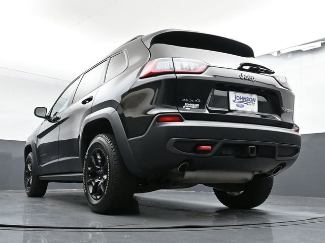 Used 2022 Jeep Cherokee Trailhawk w/ Sound & Nav Group AWD/4WD image 30