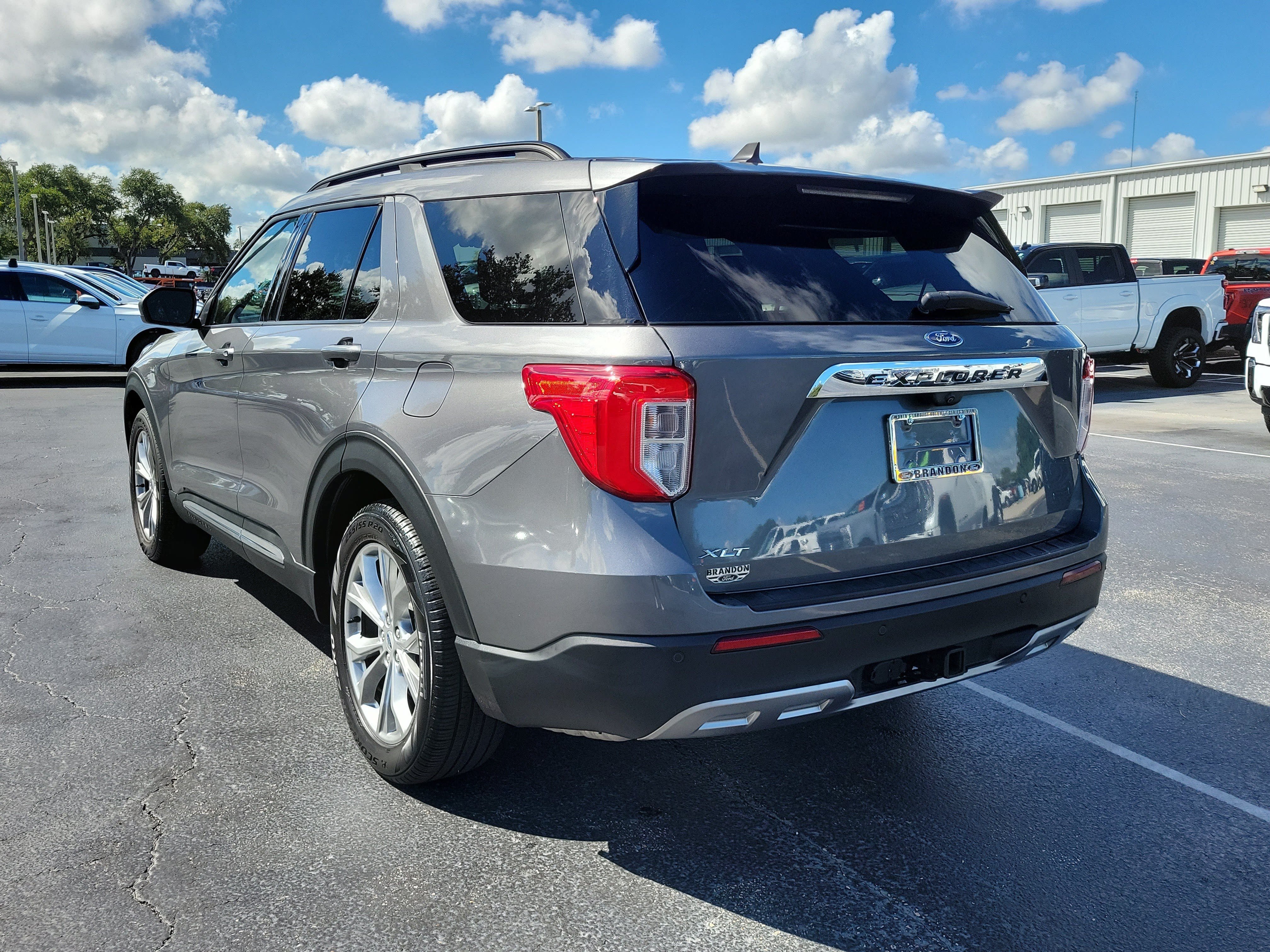 Certified 2023 Ford Explorer XLT w/ Equipment Group 202A RWD image 7