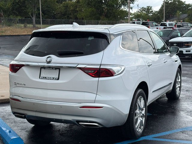 Used 2023 Buick Enclave Essence w/ Experience Buick Package AWD/4WD image 3