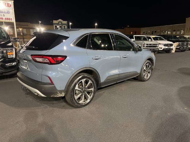 Certified 2023 Ford Escape Platinum w/ Premium Technology Package image 5