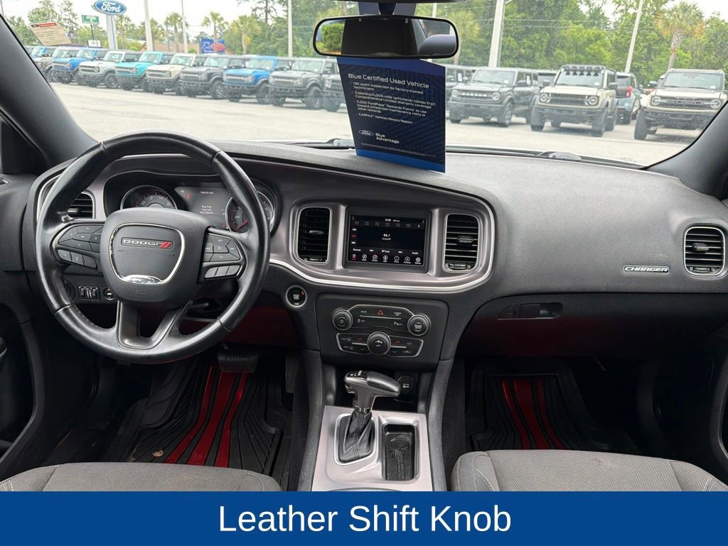 Used 2019 Dodge Charger SXT RWD image 15