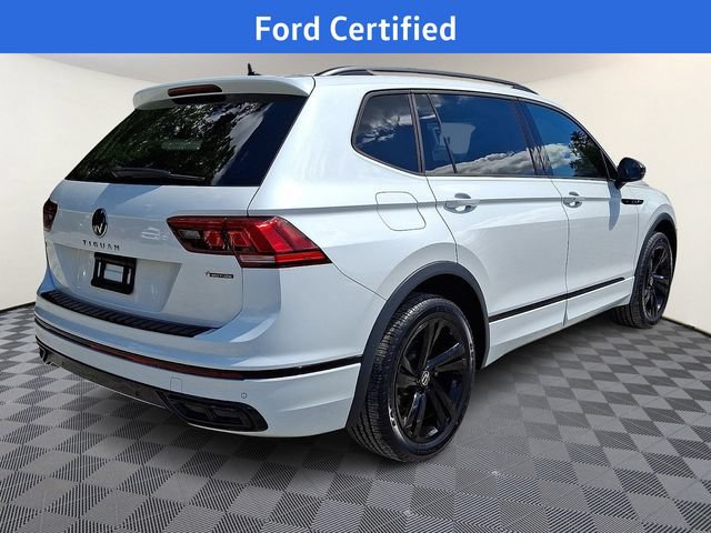 Used 2023 Volkswagen Tiguan SE R-Line AWD/4WD image 6