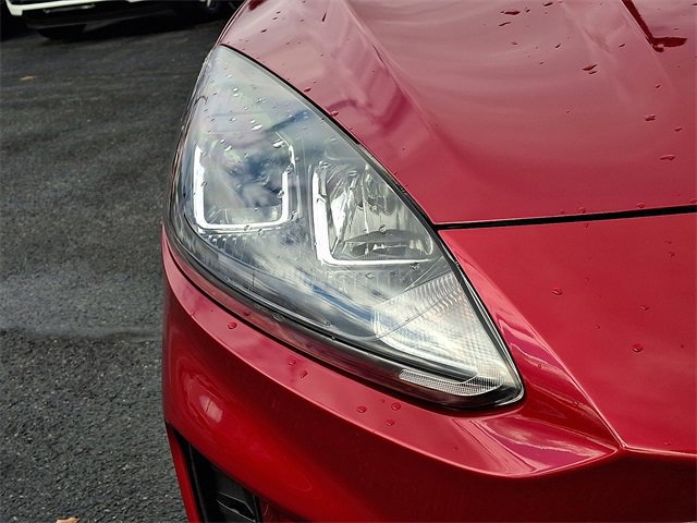 Certified 2022 Ford Escape SE w/ SE Sport Appearance Package image 9