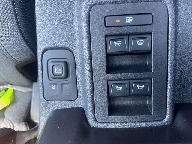 Certified 2025 Ford Bronco 4-Door AWD/4WD image 32