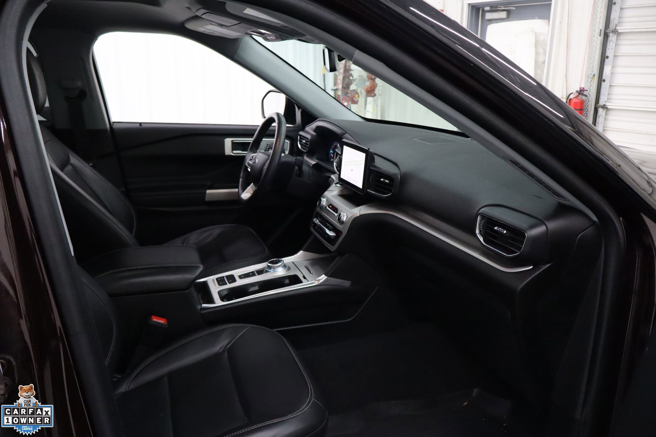 Certified 2022 Ford Explorer XLT w/ Equipment Group 202A image 30