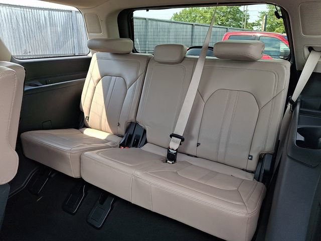 Certified 2024 Ford Expedition Limited AWD/4WD image 10