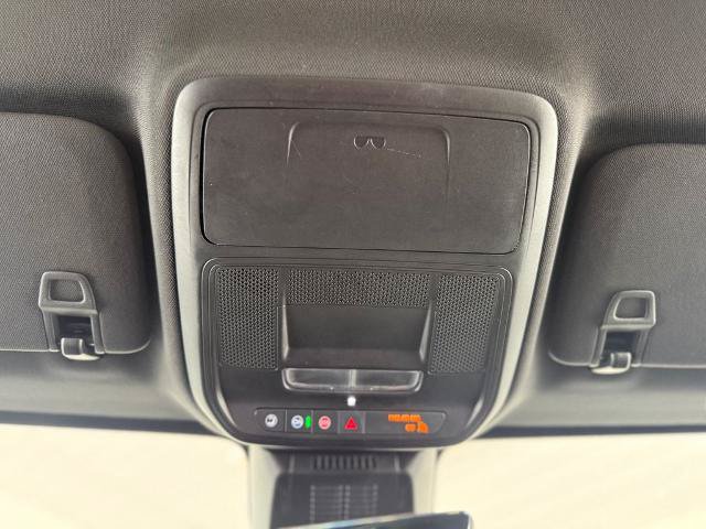 Used 2025 Chevrolet Equinox LT w/ Convenience Package II FWD image 18