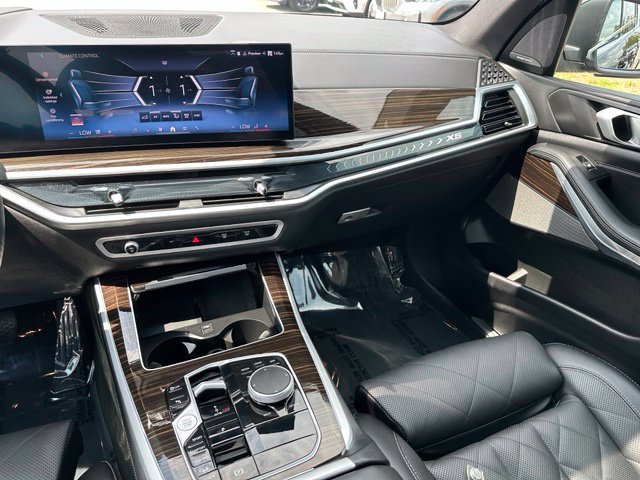 Used 2025 BMW X5 xDrive40i AWD/4WD image 19